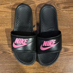 Nike slides